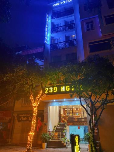 Exterior view, Hotel 239 in Trung Hoa Nhan Chinh