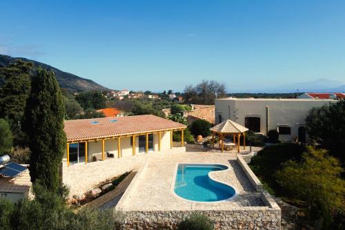 Villa Velanidia in Drapanos, Crete