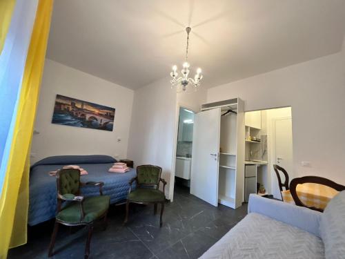 MinihouseLarissa diVerona