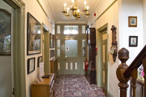 Banbury Cross B&B - image 14