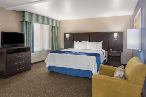 Days Inn & Suites by Wyndham East Flagstaff