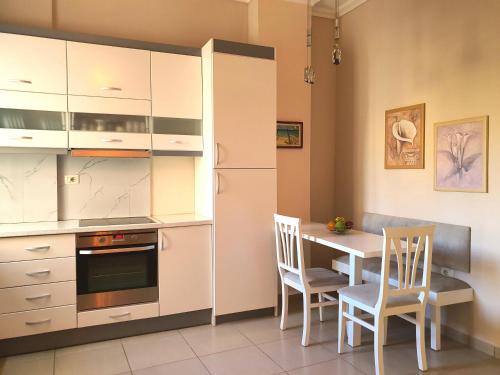 Apartment with Balcony image 4