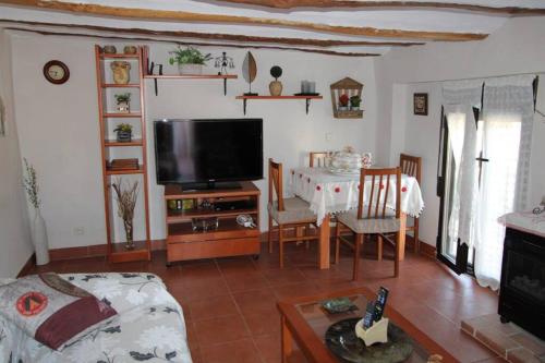 Koplietošanas atpūtas telpa ar TV, Casa de pueblo en Calles in Kalles