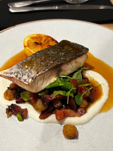 The Marton Arms - 식음료(F&B)