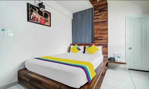 B&B Chikkamagaluru - Colors stay - Bed and Breakfast Chikkamagaluru