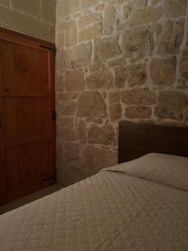 '19, Kenn L-Istorja' A remarkable 500 years old house of character, Senglea (foto 3)