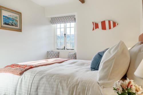 Cottages in Tranquil Hamlet, Salcombe (photo 10)