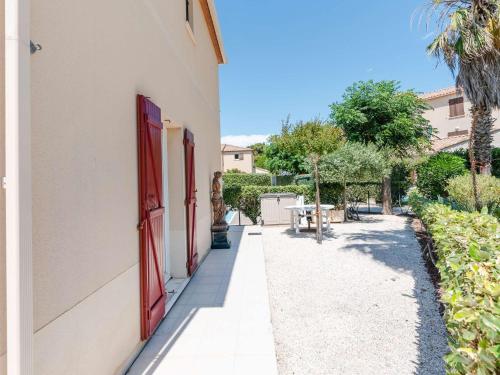 Villa image 2
