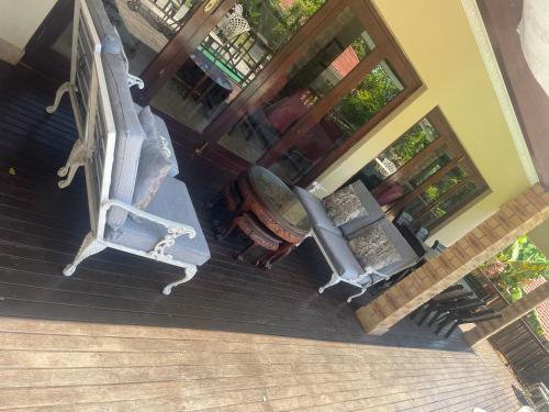 balcon/terrasse, Hilltop Manor Bed and Breakfast in Durban