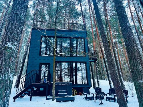 Premium Forest Bungalow with Ofuro Tub in Moletai