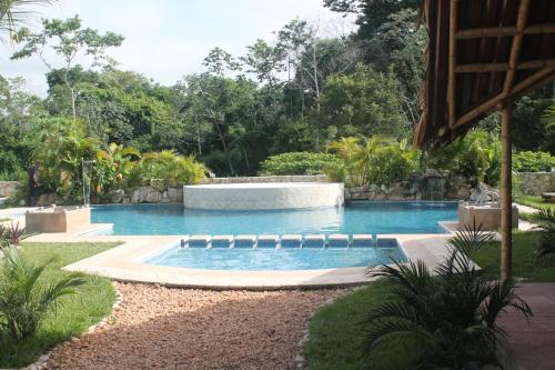 AXKAN PALENQUE, ALBERCAS, GASTRONOMIA MAR y TIERRA & TRAVEL AGENCY - 수영장