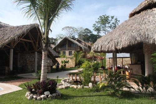 AXKAN PALENQUE, ALBERCAS, GASTRONOMIA MAR y TIERRA & TRAVEL AGENCY - 편의 시설/서비스