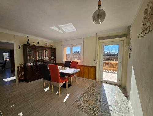 Létesítmények, Mas Sara in Cabanes (Girona)
