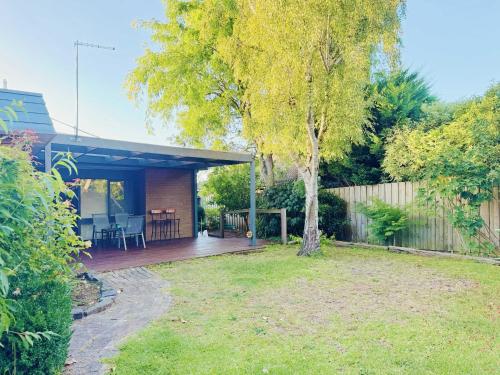 Serene 4Bed2Bath House w Parking Near Mornington Peninsula