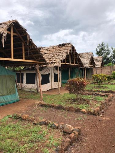 Jua Manyara Lodge & Camp Site