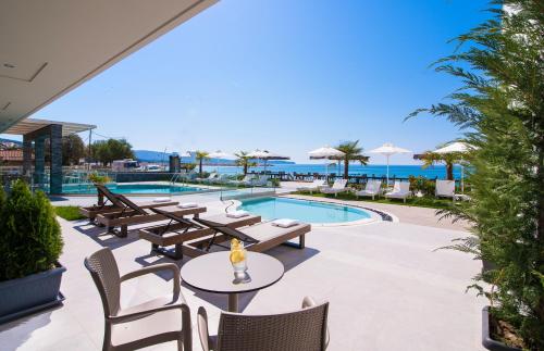 Aegean Infinity Deluxe in Thasos