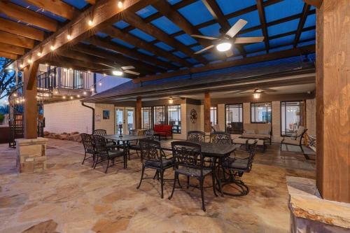 Létesítmények, Cowtown Casa: A Place to Hang Your Hat in Benbrook (TX)