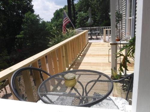 tuin, Serenity Hill Bed and Breakfast in Franklin (KY)