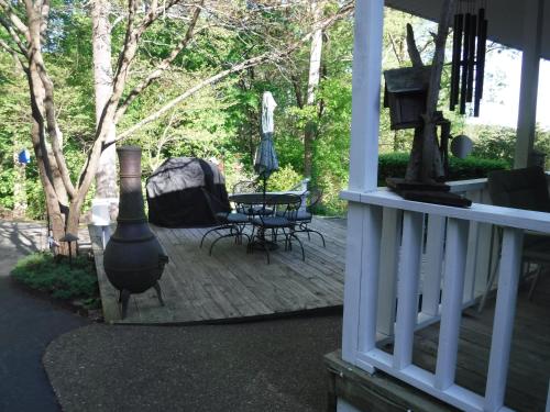 Bar/Lounge, Serenity Hill Bed and Breakfast in Franklin (KY)