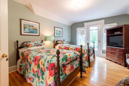 The Dawson House Bed & Breakfast