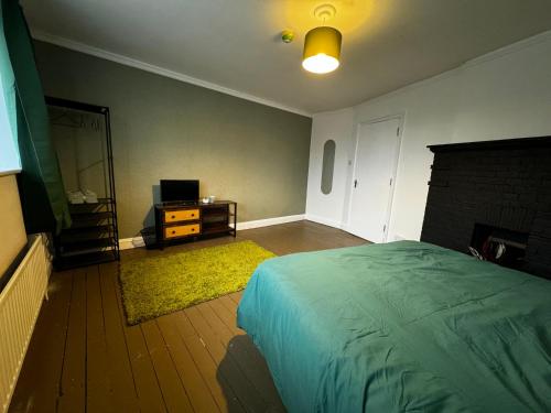 room detail thumbnail 0