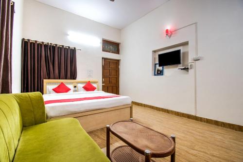 . OYO Flagship Patliputra Heritage Guest House