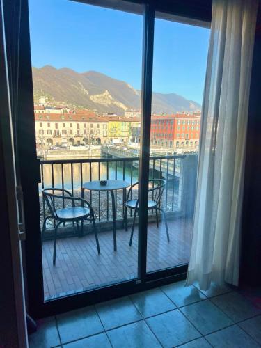 Manzara, Hotel Stazione sul lago di Iseo in Paratico