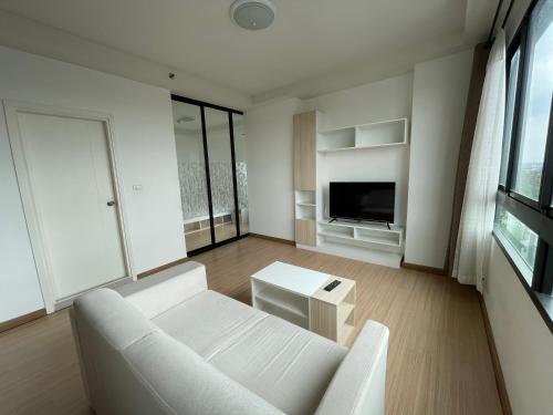 1BR Apartment, Bangkok