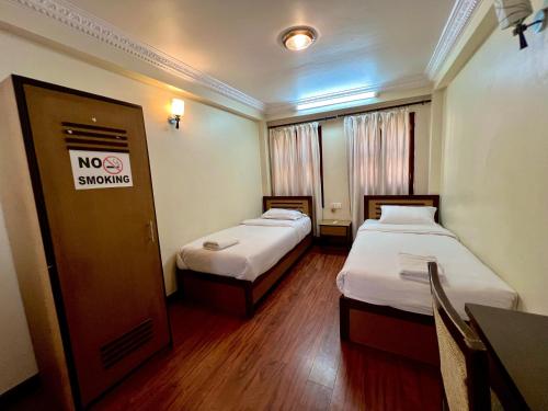 Deluxe Single Room