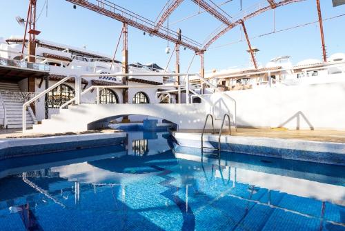 Balcony/terrace, El Pacha Suites Sharm - Adults Only in Naama Bay