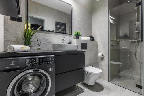 Emihouse Riverside Apartments - image 3