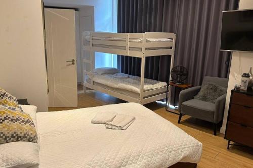 Sleep 6 Piccadilly Grand in London VR5, Лондон