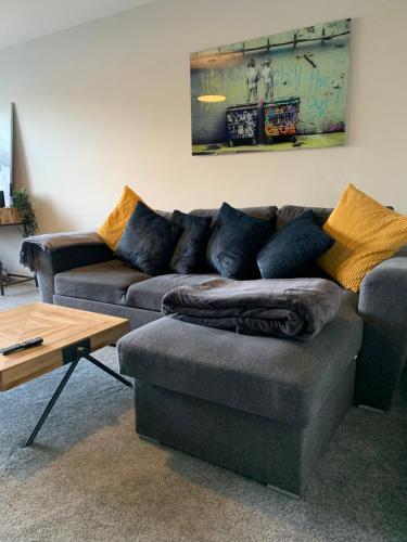 Entire modern new build 3 bedroom home gîte à louer Hednesford