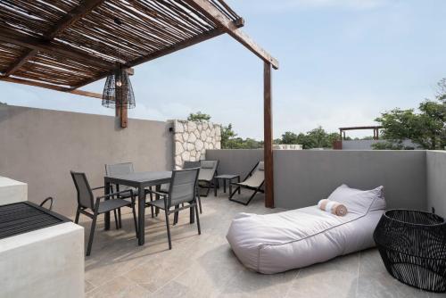 Villa image 1