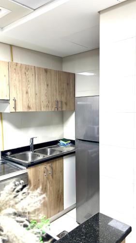 Elegant King Bed Brand NEW 1 bhk Marina Bay, Dubaï (photo 9)