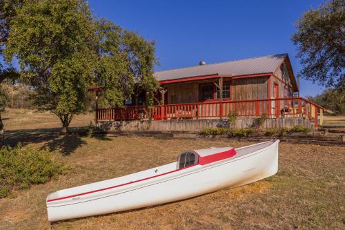 Hi-Line Resort in Tow, USA
