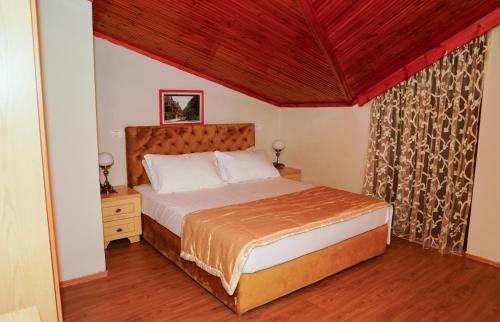 1 double bed