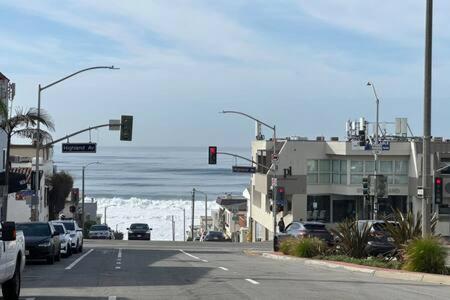 Ocean Views Manhattan Beach 2 Bedroom Parking