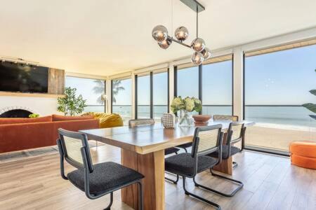 Stay on The Strand Manhattan Beach 4 bedroom in Manhattan Beach, USA