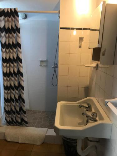 Apartamento con garaje cerrado in Minas