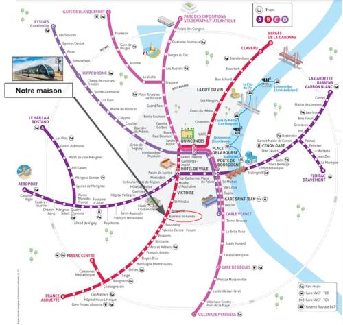 Superbe maison d'architecte entièrement climatisée avec piscine et spa professionnel Superbe maison d'architecte entièrement climatisée avec piscine et spa professionnel