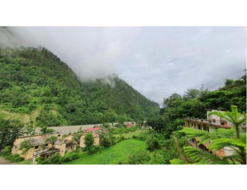 The Devdwar Yoga Resort, Uttarkashi