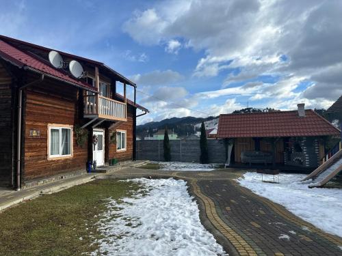 садиба Дерев*яна Хата, Werchowyna (Foto 3)