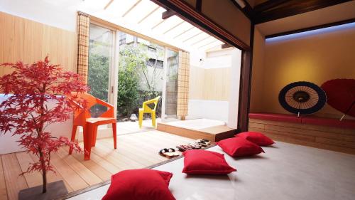 Open-air bath/11 mins walk from Hakone Yumoto Sta.