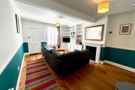 Picture of Charming 1 Bed Super Central Terraced House