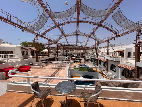 Balcony/terrace, El Pacha Suites Sharm - Adults Only in Naama Bay