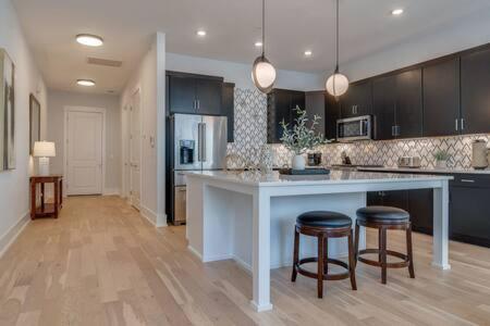 The Briar - One Story Living Plus Parking Near Vandy in Nashville, USA