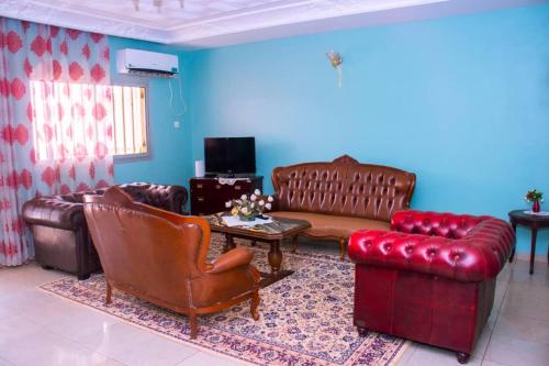 Appartement meublé 2 chambres Montée Jouvence Appartement meublé 2 chambres Montée Jouvence