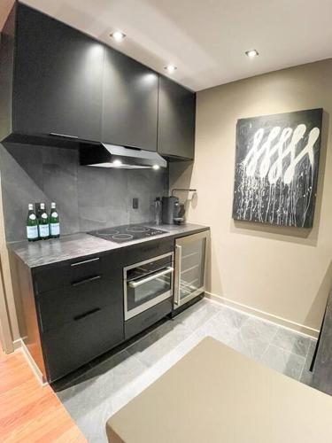 Luxury Warehouse District Condo in Durham, USA