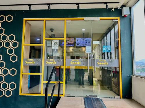 酒店外观, PV 128塞塔帕克种子酒店 (Seeds Hotel PV128 Setapak) in 文良港